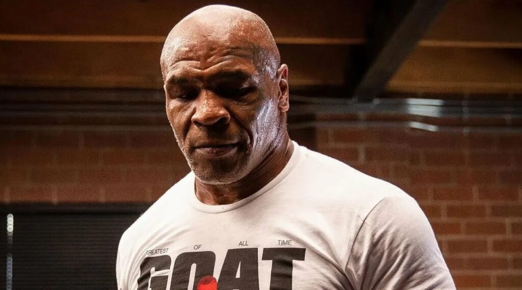 Mayk Tayson Berlində Elena Rıbakinanın matçına gələrək pərəstişkarlarını təəccübləndirib