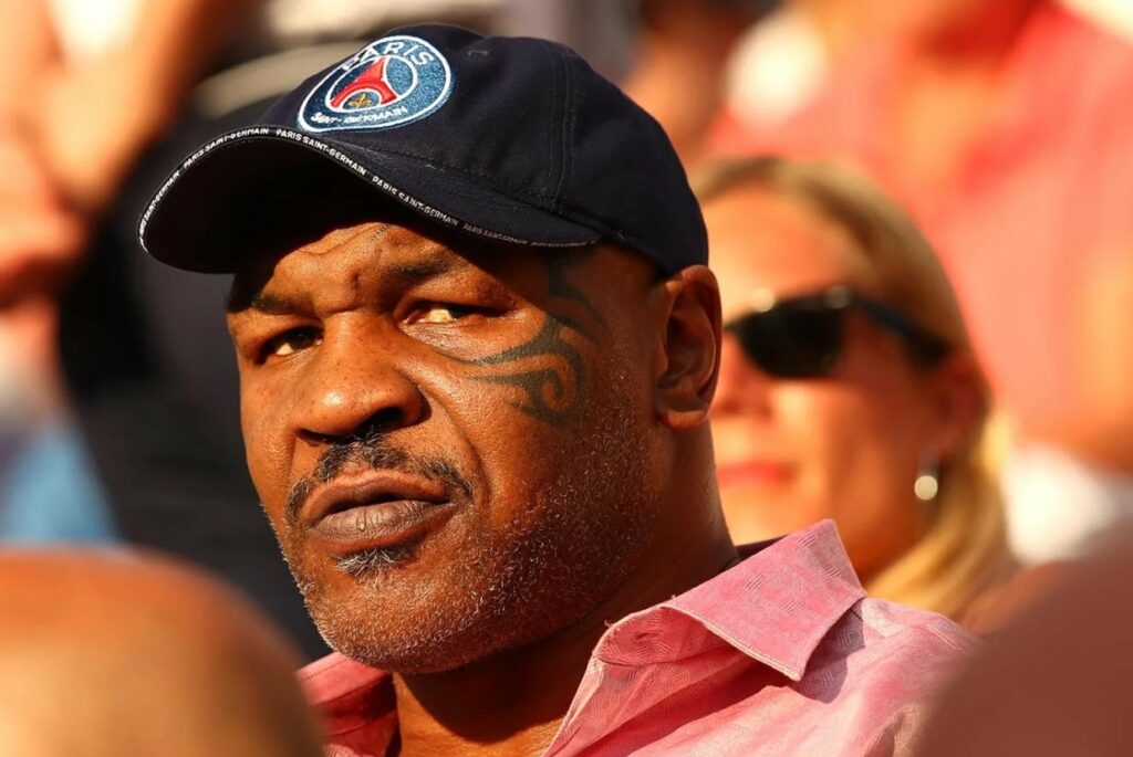 Mayk Tayson “Kanelonun” qələbəsinin azarkeşlərin bilmədiyi əsas sirri adlandırıb